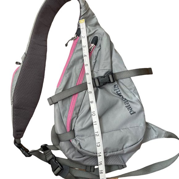 Patgonia Sling Crossbody Shoulder Bag - Picture 9 of 10